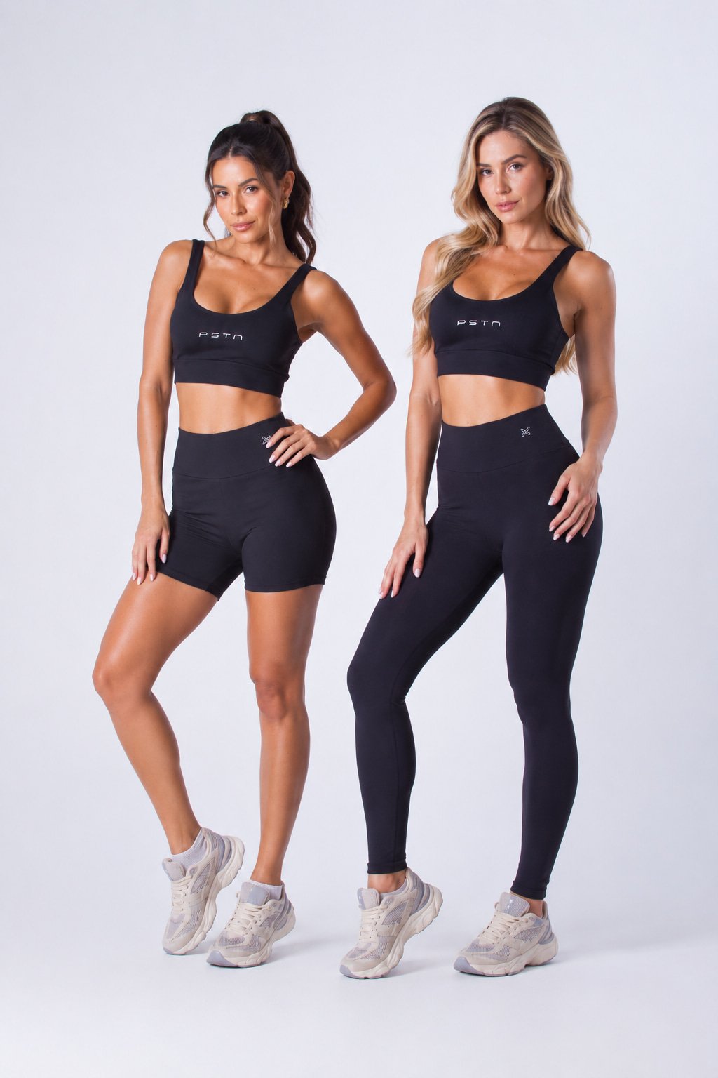 Conjunto fitness feminino top e legging preto